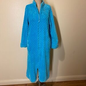 Miss Elaine Plush Turquoise Robe